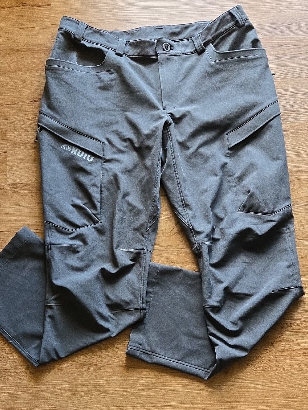 KUIU Men's Gray Outdoor Cargo Pants Sz 40 36x32